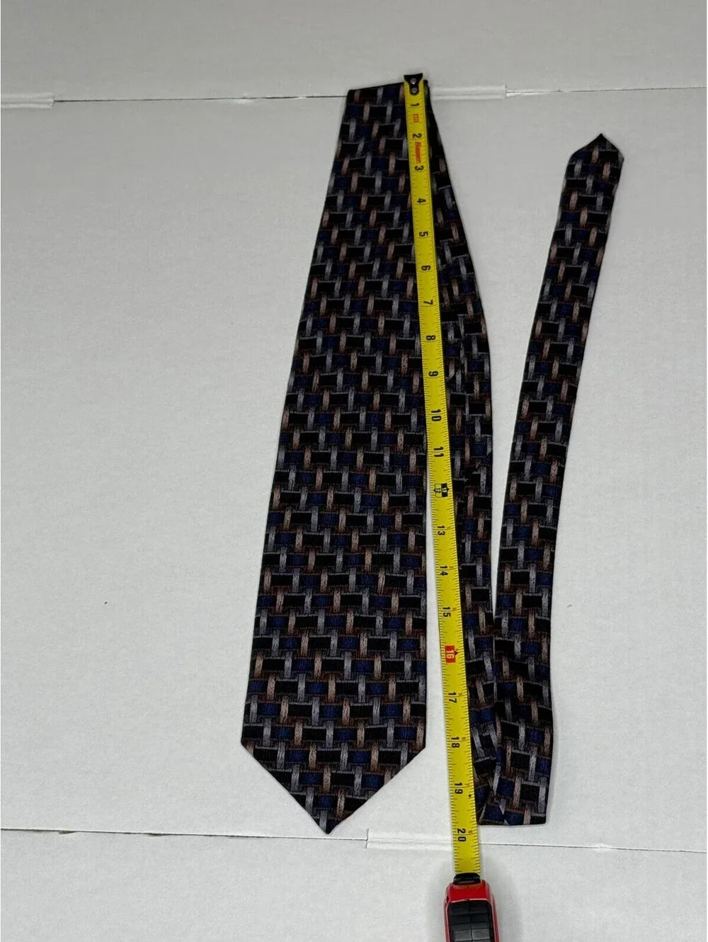 Carlos Devenezia Men's 100% Silk Geometric Weave Necktie